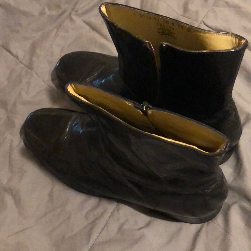 All black leather boots